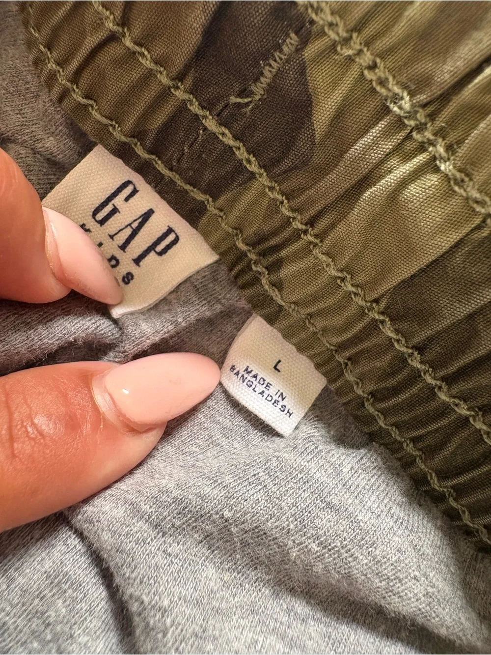 GAP kids Green Camouflage Cargo Joggers large boys 8-10